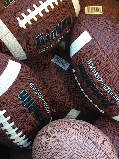 东部前2的两支手，牢牢按住了尼克斯.